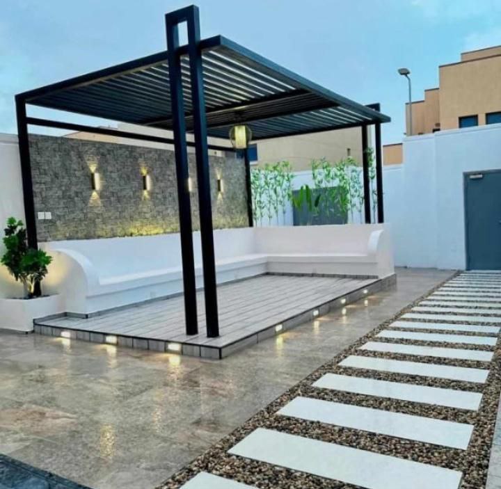 برجولات مع زخارف عربية